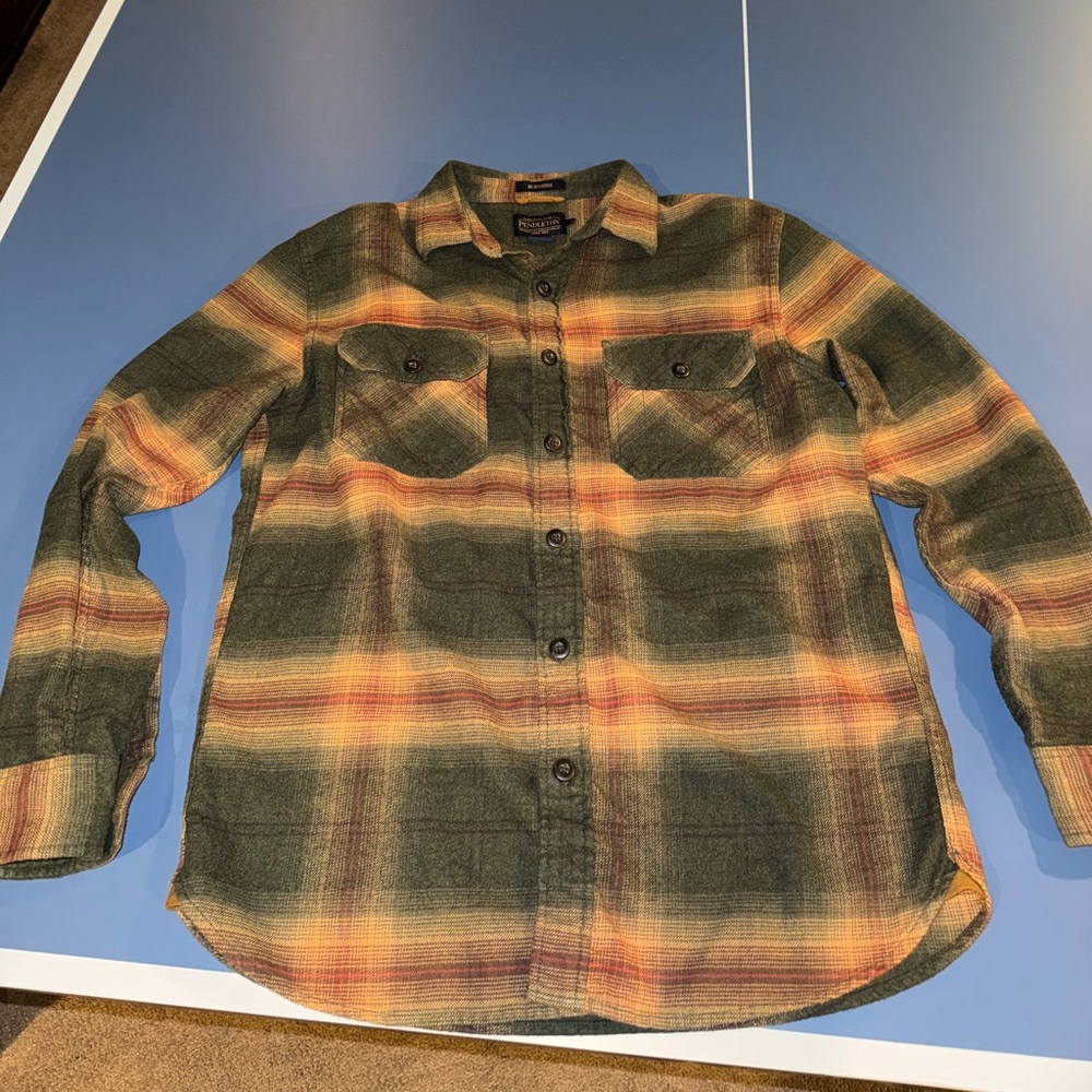 Men’s Pendleton flannel M